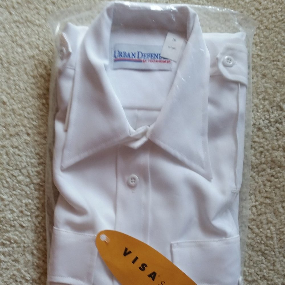 Urban Defender Short-Sleeved White Shirt - 16